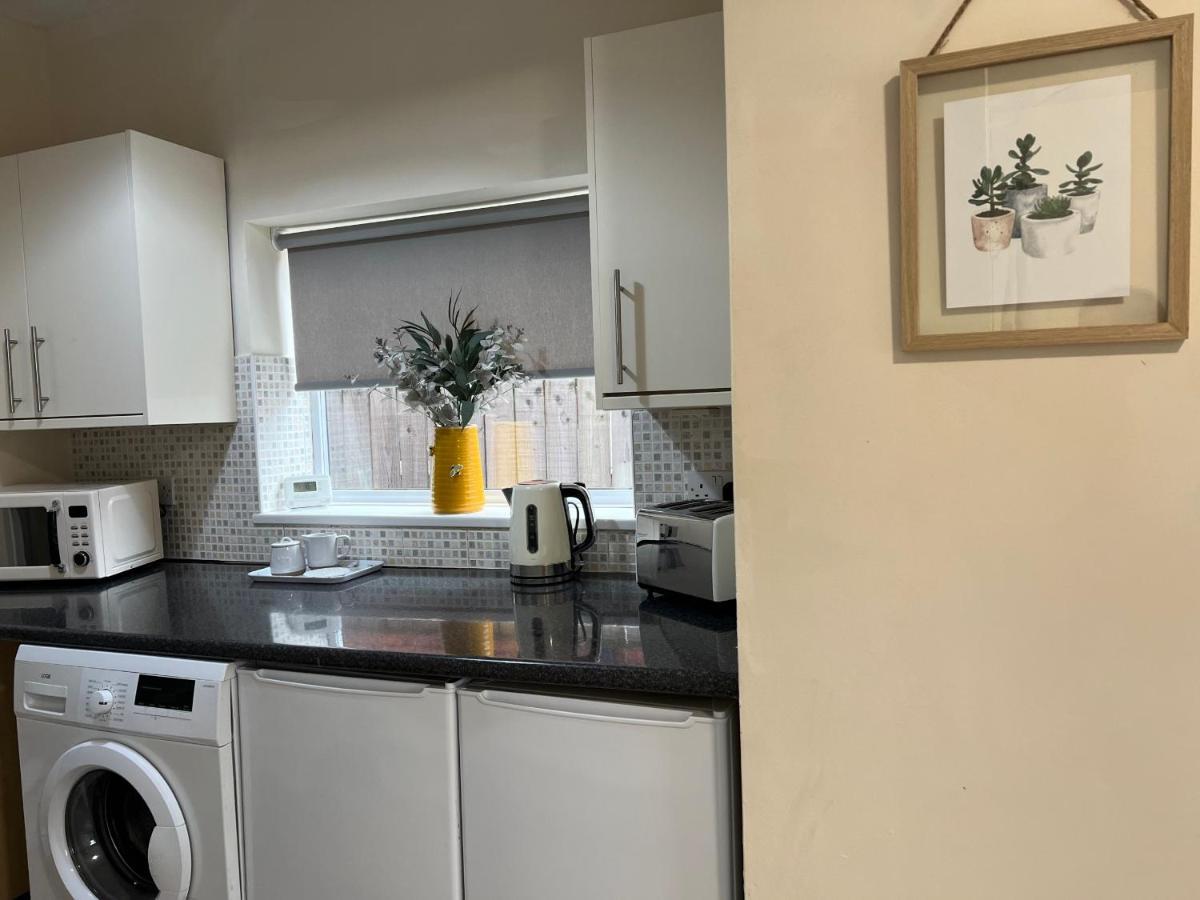 Honeybee House Villa Редкар Екстериор снимка
