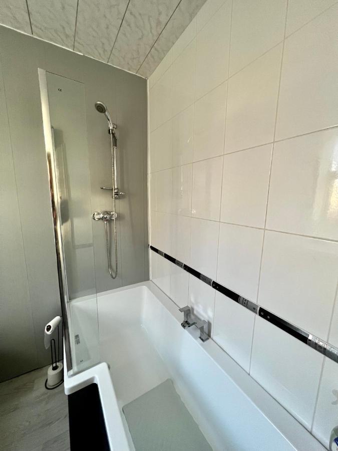 Honeybee House Villa Редкар Екстериор снимка